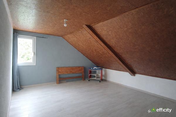 Maison 9 pièces - 196 m² Exclusivité efficity