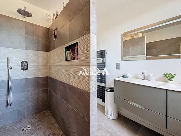 Maison 6 pièces 148 m2