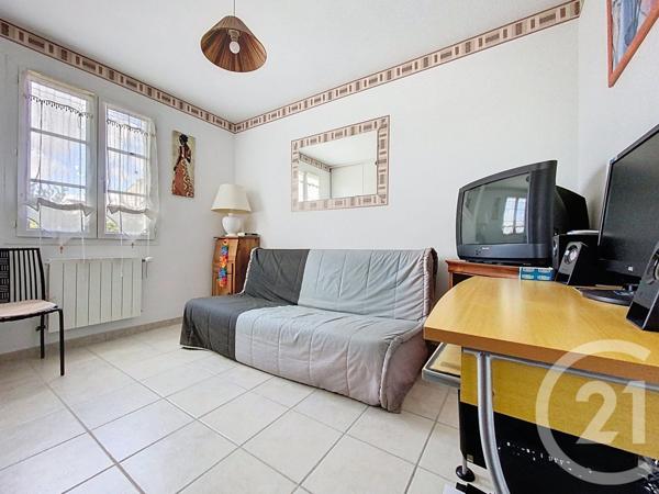 Maison à vendre  5 pièces - 127,17 m2 BREUIL MAGNE - 17