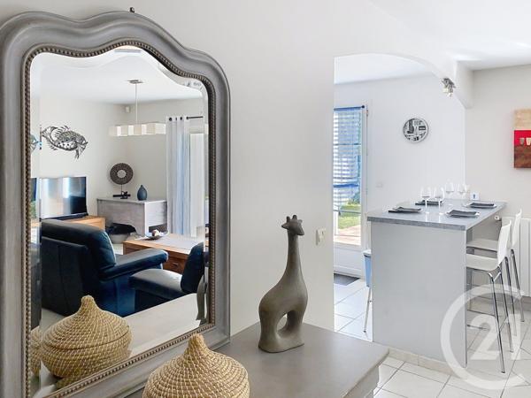 Maison à vendre  5 pièces - 127,17 m2 BREUIL MAGNE - 17