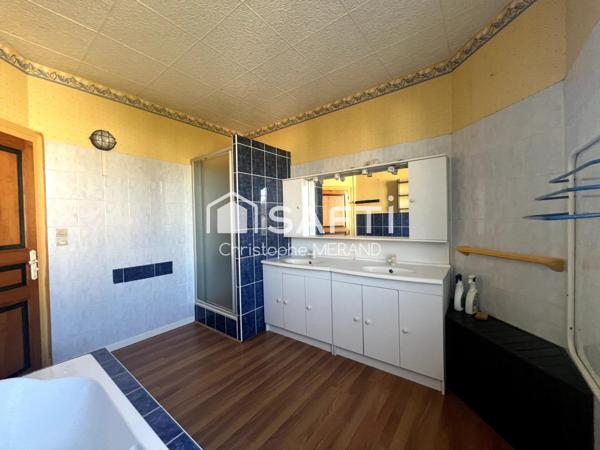 Grande maison proche du centre quartier du LECLERC