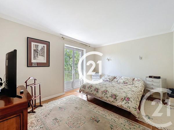 Maison à vendre  5 pièces - 274 m2 JARNAC - 16