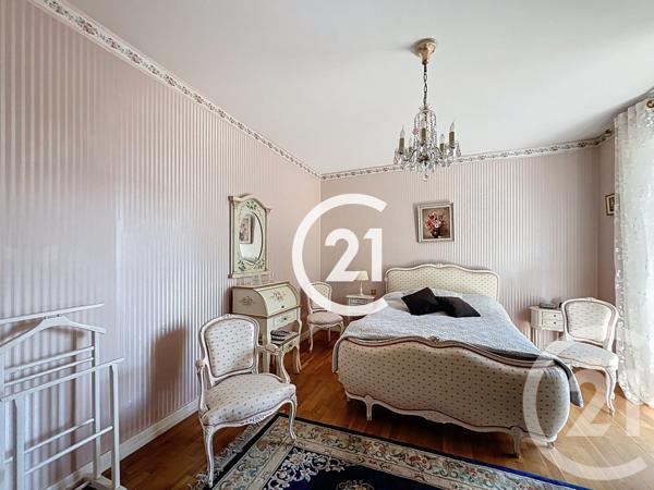 Maison à vendre  5 pièces - 274 m2 JARNAC - 16