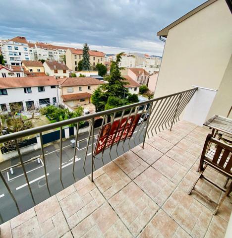 Appartement T3 avec balcon et cave - Villeurbanne Gratte-Ciel