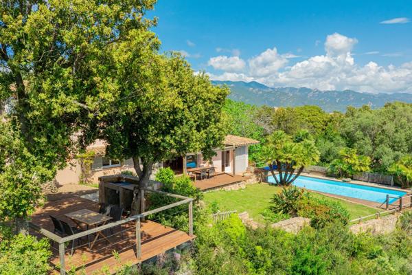 Vente Villa de luxe Porto-Vecchio 7 Pièces 191 m²