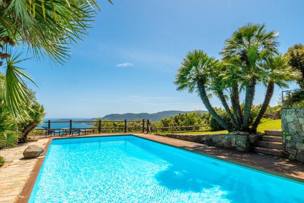 Vente Villa de luxe Porto-Vecchio 7 Pièces 191 m²