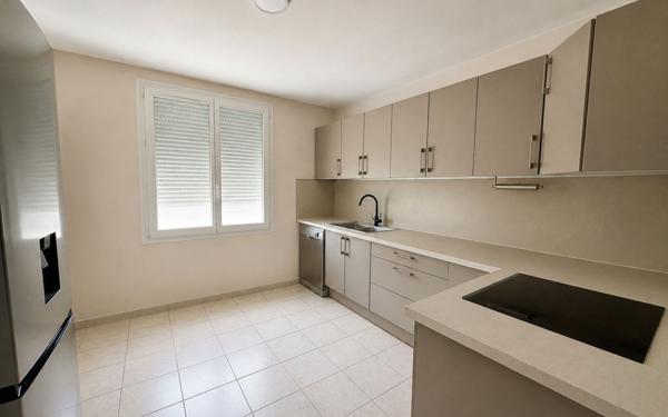 Maison à vendre    3 pièces • 78 m2 Clérieux