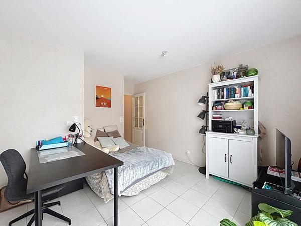 AVRILLE STUDIO NON MEUBLE DISPONIBLE AU 01/08