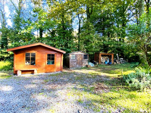 Maison spacieuse au coeur d'un écrin de verdure