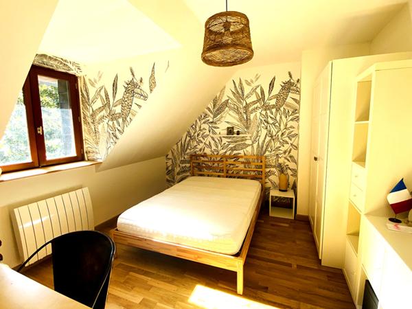 Maison spacieuse au coeur d'un écrin de verdure