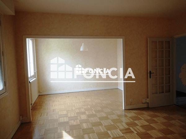 Location Appartement 4 pièces 73.77 m² - 17 SQUARE LEON BOURGEOIS Rennes 35000