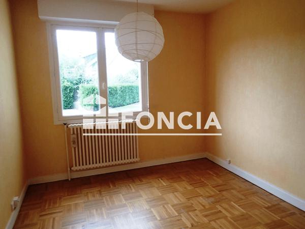 Location Appartement 4 pièces 73.77 m² - 17 SQUARE LEON BOURGEOIS Rennes 35000