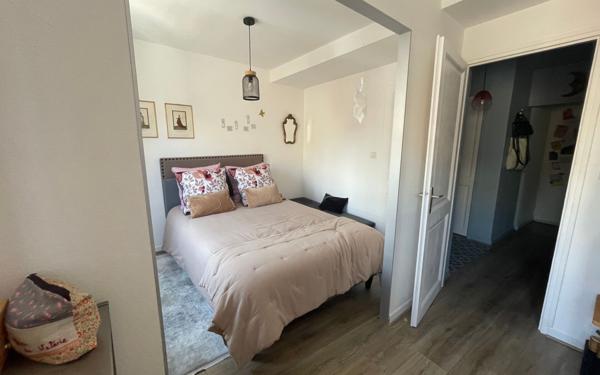 Appartement à vendre    3 pièces • 49,07 m2 Vienne