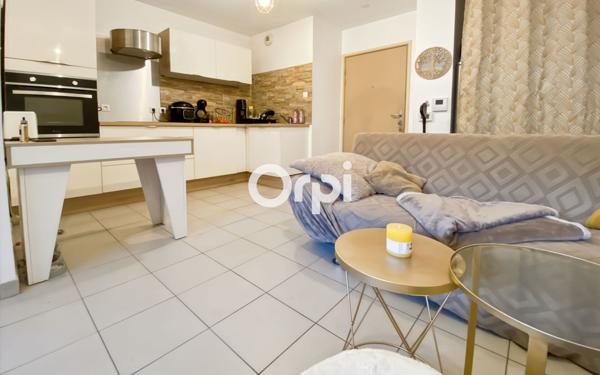 Appartement à vendre    2 pièces • 37,92 m2 Marseille 10