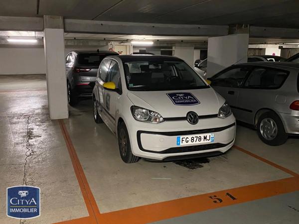 Parking à louer Tours (37000)