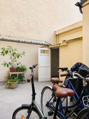 Appartement 2 pièces à vendre à Paris 14ème - Réf. V1085
