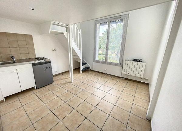 Immeuble à vendre    5 pièces •  Clamart