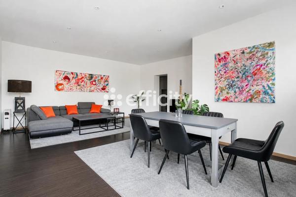 Maison
         12 pièces
        - 285 m² Bien prestige 755 000 € *