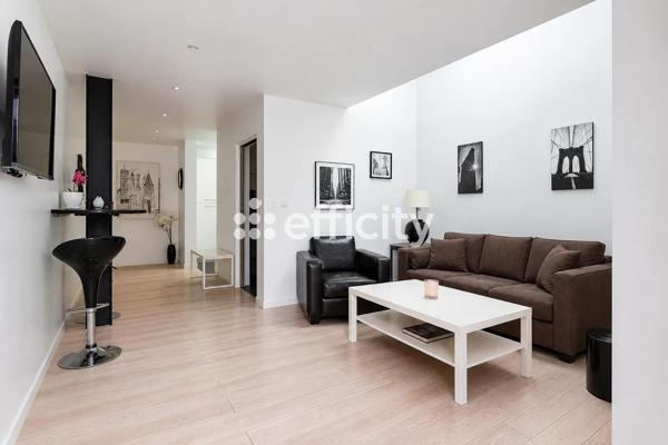 Maison
         12 pièces
        - 285 m² Bien prestige 755 000 € *