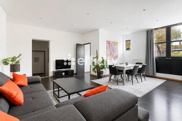 Maison
         12 pièces
        - 285 m² Bien prestige 755 000 € *