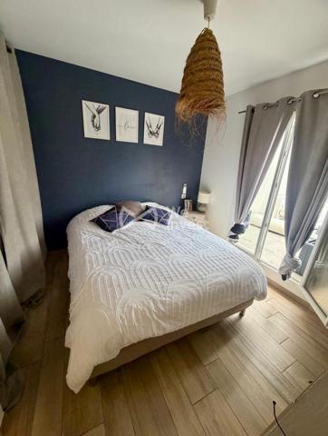 Mèze — Maison familiale 5p. 95m², piscine, double terrasse, parking
