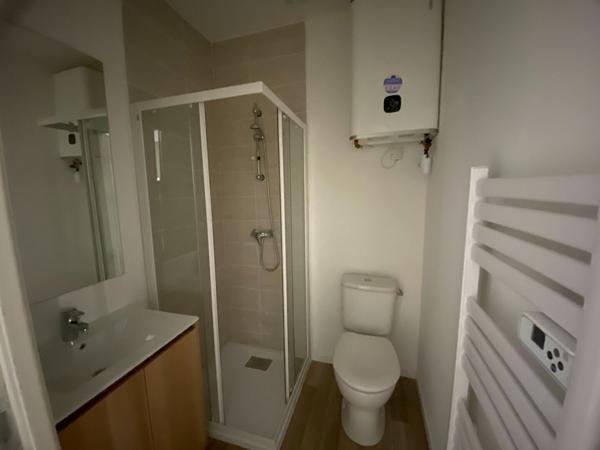 Immeuble Saint Quentin 10 pièce(s) 222.58 m2