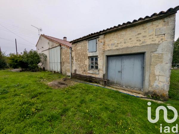 Maison à vendre 6 pièces 105 m² Châteauneuf-sur-Charente