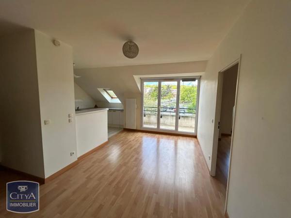 Appartement à louer 2 pièces 46.52m² Beauvais (60000)