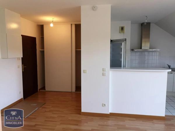 Appartement à louer 2 pièces 46.52m² Beauvais (60000)