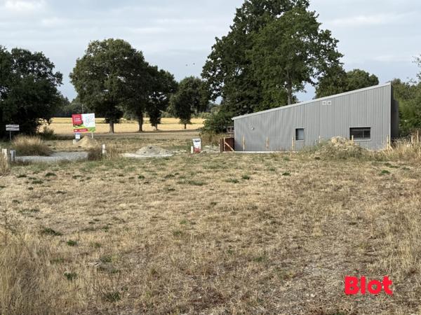 Terrain 530m²