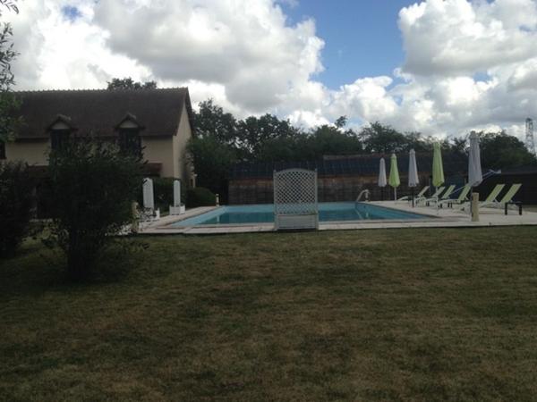 En Berry,  authentique moulin à eau du 18eme