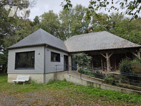 SAINT GEORGES BUTTAVENT- Propriété en campagne, en partie boisée, proche MAYENNE.

Maison d'h...