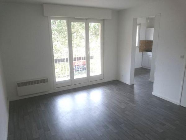 Location Studio 29.9 m² - RUE MARECHAL FOCH Saint Avold 57500