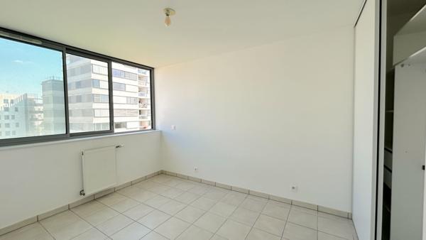 Appartement T2 avec balcon et parking à vendre ? Bordeaux secteur Lac / Ginko , Bordeaux