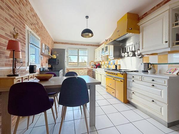 Maison familiale à vendre à La Varenne - 3 chambres, sous-sol, jardin