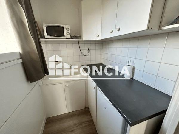 Location Studio meublé 21.22 m² - 6 BIS RUE LAFFARGUE Agen 47000