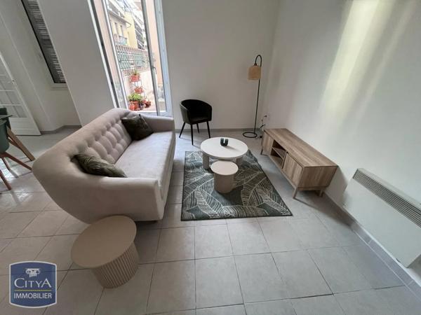 Appartement à louer 3 pièces 72.68m²