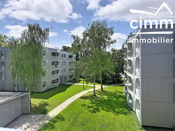 T3 LUMINEUX &nbsp;DE 64 M² – DPE B – 2 CHAMBRES – STATIONNEMENTS – ENVIRONNEMENT CALME ET VERDOYANT - RENNES SUD