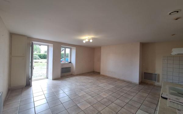 Maison à louer    3 pièces •  Coussac-Bonneval