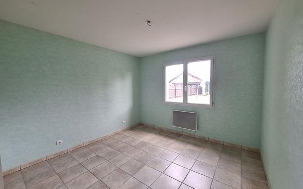 Maison à louer    3 pièces •  Coussac-Bonneval