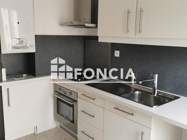 Location Appartement 4 pièces 74.63 m² - 35 RUE DE BEL AIR La Rochelle 17000