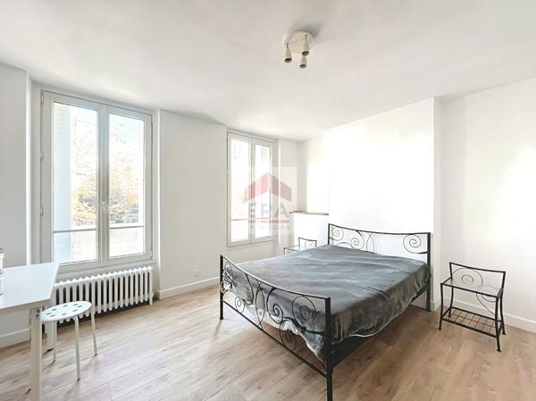 APPARTEMENT ANCIEN CENTRE VILLE