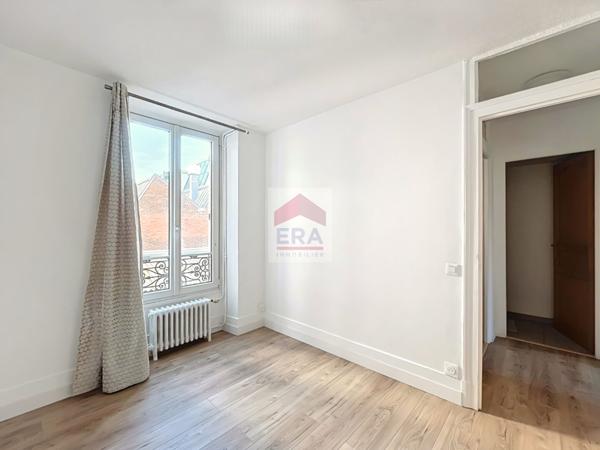 APPARTEMENT ANCIEN CENTRE VILLE