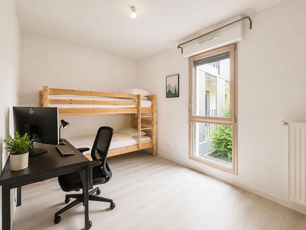 Nanterre Coeur Université - Grand F3 - 72m² avec balcon et parking