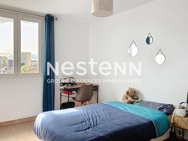 Appartement T4 avec 4 chambres cave LOUE Ideal investisseur - Centre - 69500 BRON