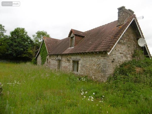 Maison à vendre à Saint-Martin-des-Besaces dans le Calvados (14350), ref : 14076-5717