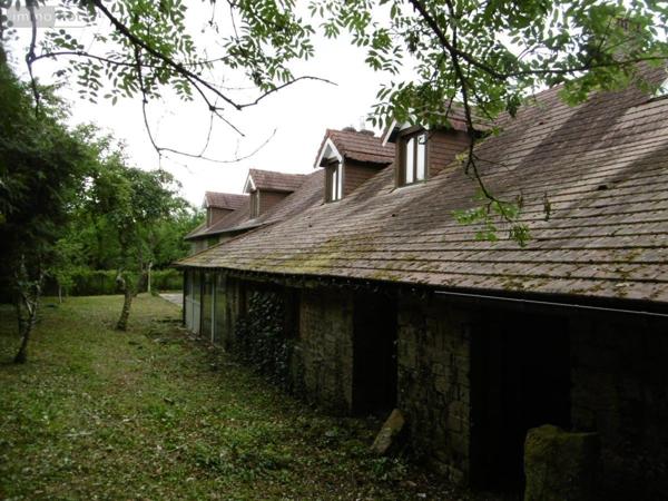 Maison à vendre à Saint-Martin-des-Besaces dans le Calvados (14350), ref : 14076-5717