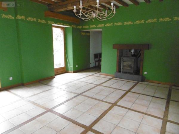 Maison à vendre à Saint-Martin-des-Besaces dans le Calvados (14350), ref : 14076-5717