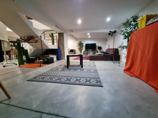 BUREAUX TYPE LOFT- CHARME ET PRESTATIONS DE QUALITÉ PROCHE GARE DE POITIERS - 240M²