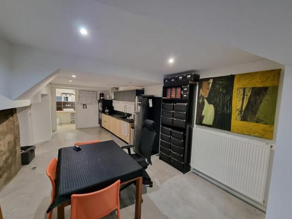 BUREAUX TYPE LOFT- CHARME ET PRESTATIONS DE QUALITÉ PROCHE GARE DE POITIERS - 240M²